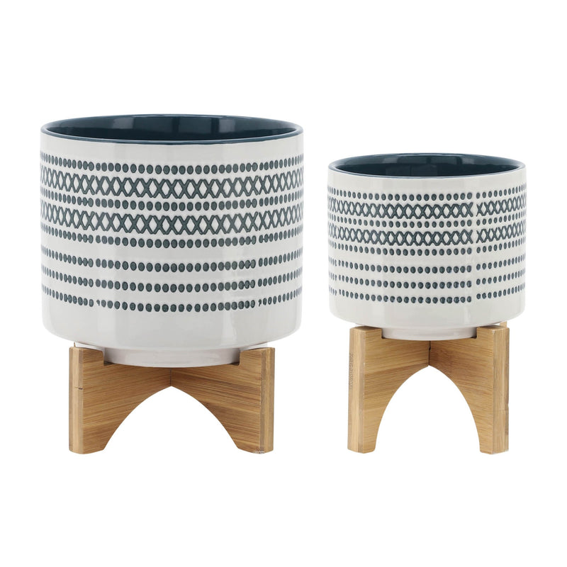 cer-s-2-5-8-planter-on-standw-dots-blue-1