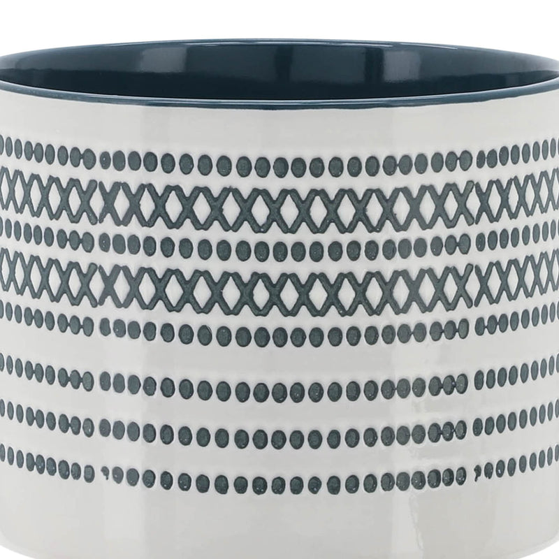 cer-s-2-5-8-planter-on-standw-dots-blue-7