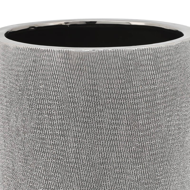 cer-s-2-6-8-footed-scratched-planters-silver-3
