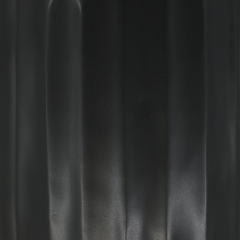 ceramic-16-vase-black-5