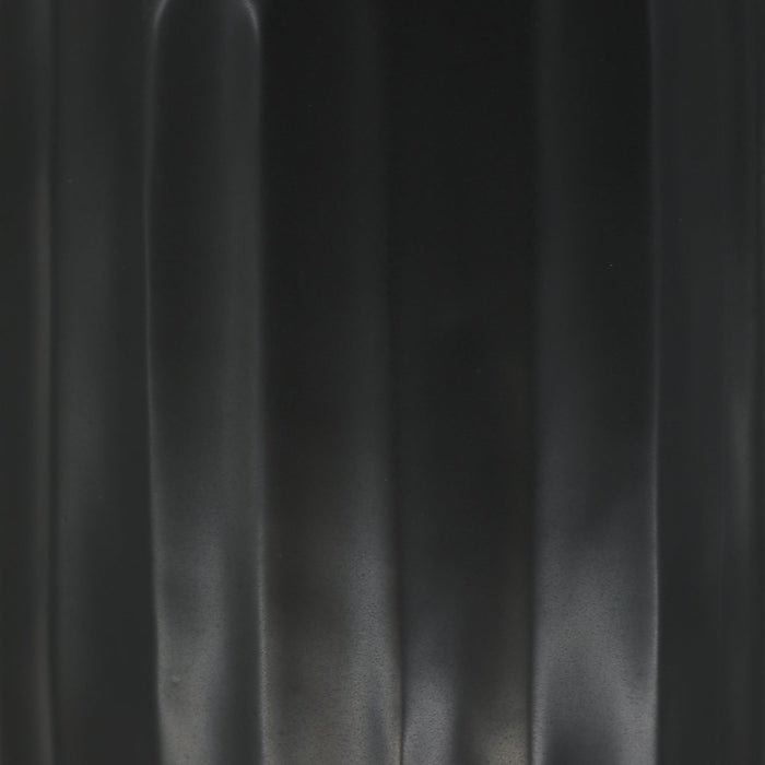 ceramic-16-vase-black-5