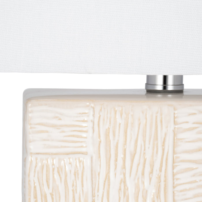 ceramic-31-textured-table-lamp-white-4