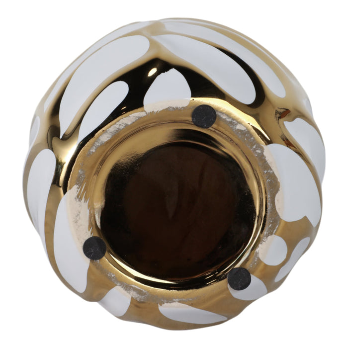 ceramic-8-leaf-vase-white-gold-7