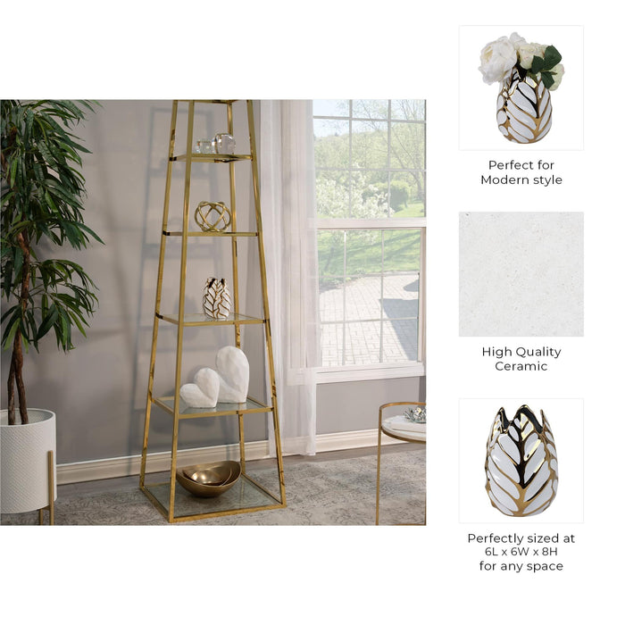 ceramic-8-leaf-vase-white-gold-9