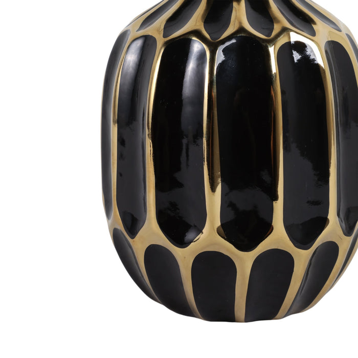 ceramic-vase-8-black-gold-5