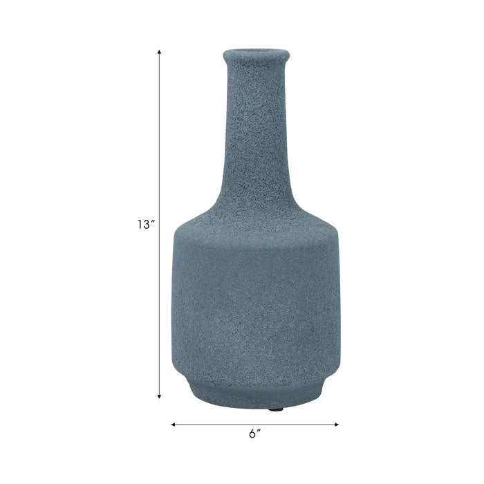 clay-13-volcanic-texture-vase-blue-8