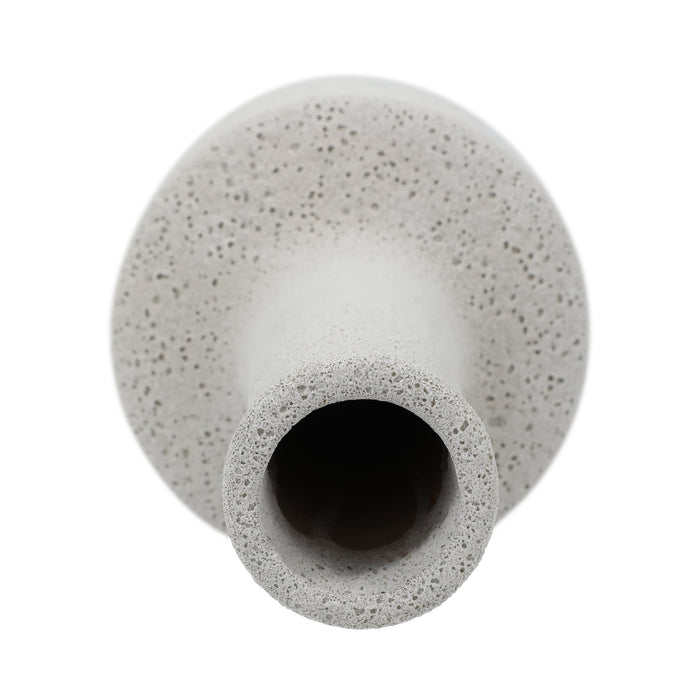 clay-16-volcanic-texture-vase-white-5