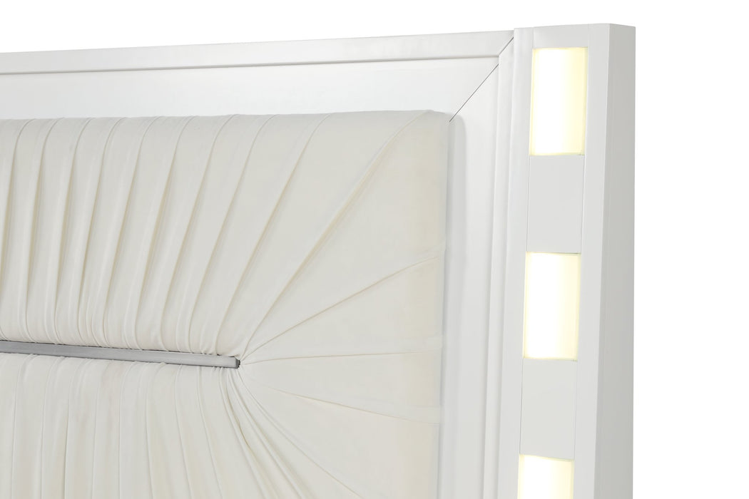 coco-queen-5-pc-bedroom-set-7