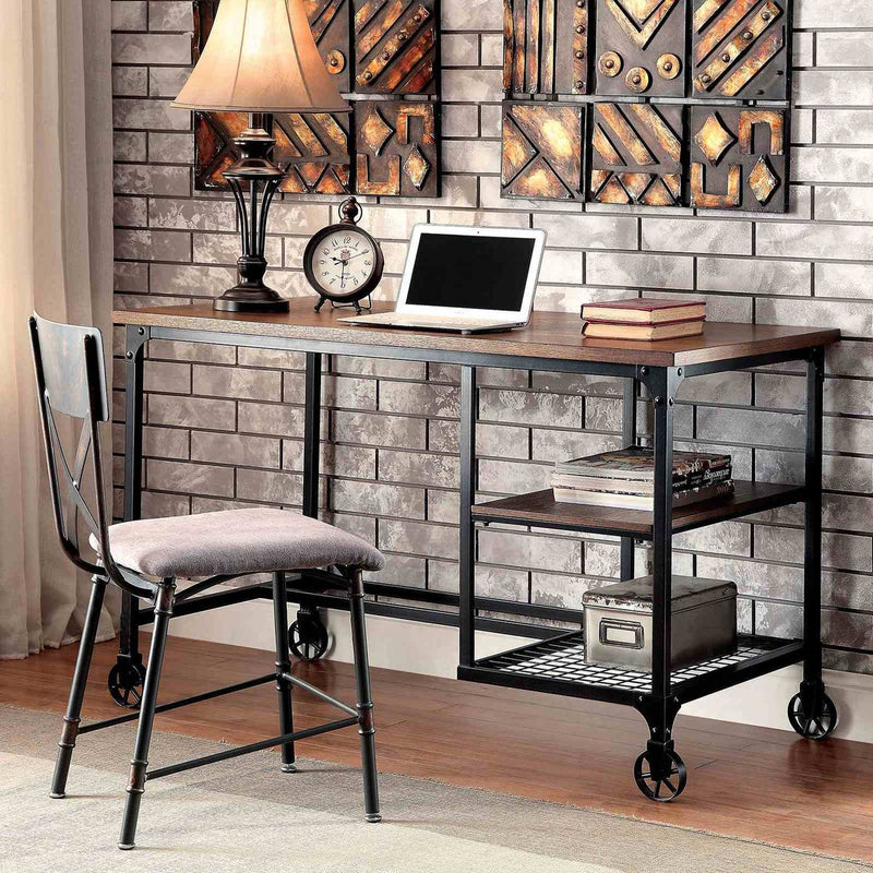 cori-desk-1