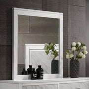 darlene-mirror-1