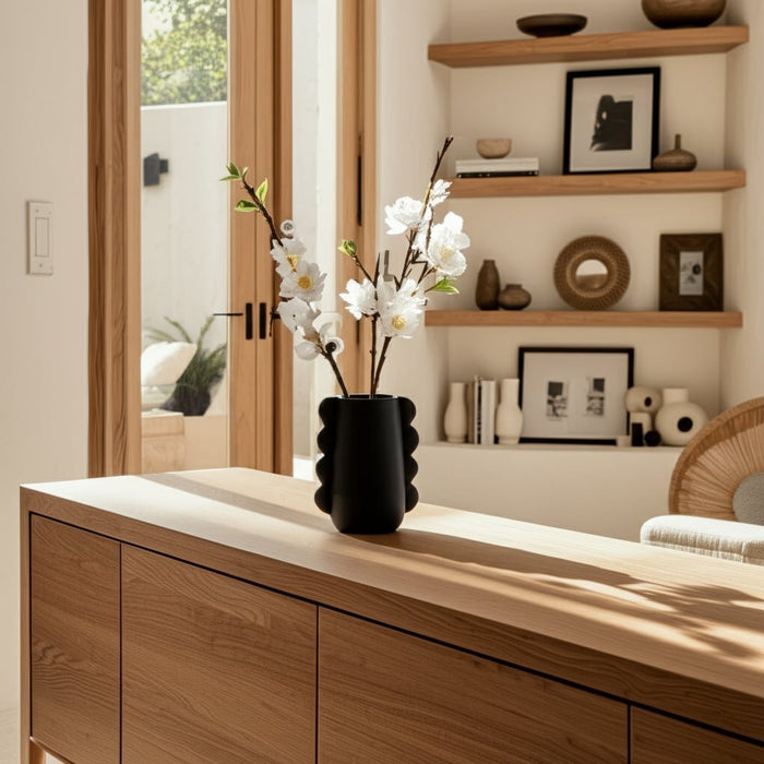 dol-7-eared-vase-black-12