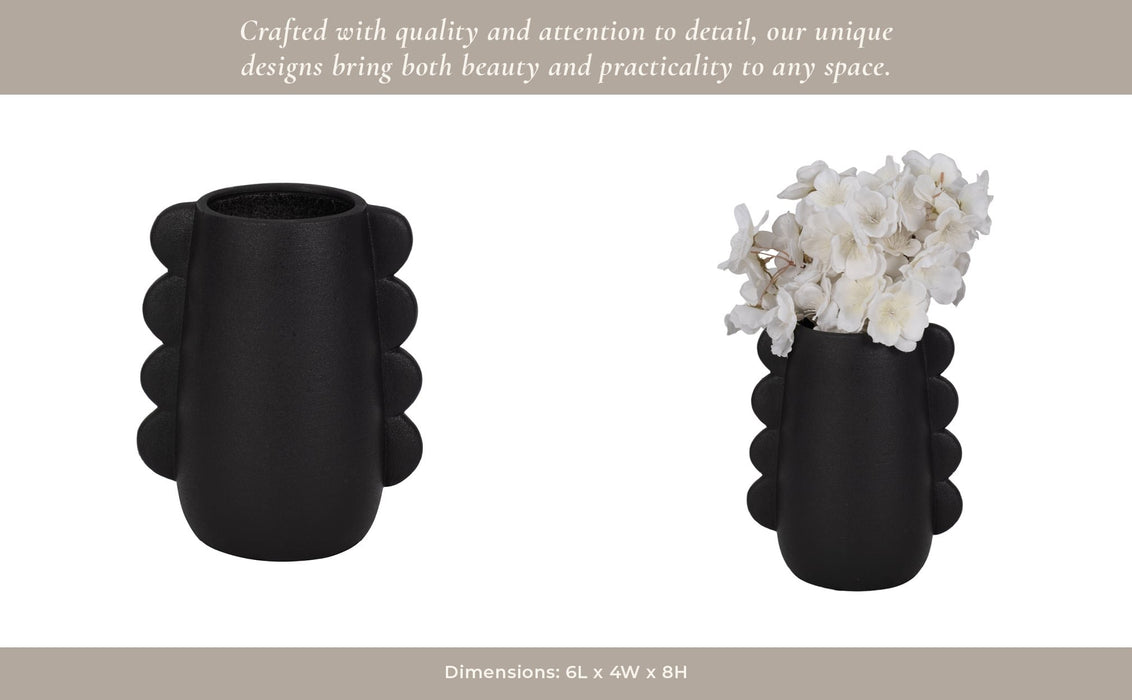 dol-7-eared-vase-black-15
