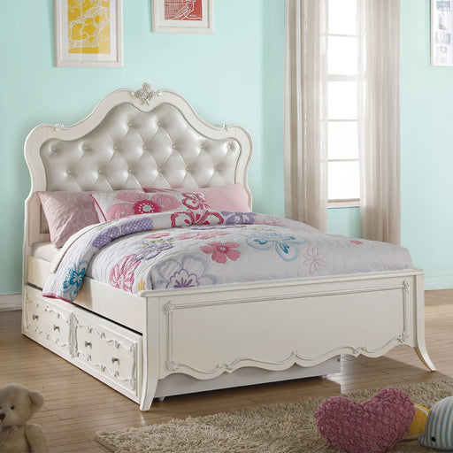 edalene-leatherette-pearl-white-full-bed-1