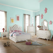 edalene-leatherette-pearl-white-full-bed-3
