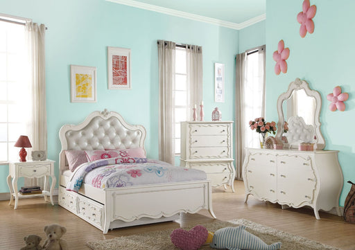 edalene-leatherette-pearl-white-twin-bed-1