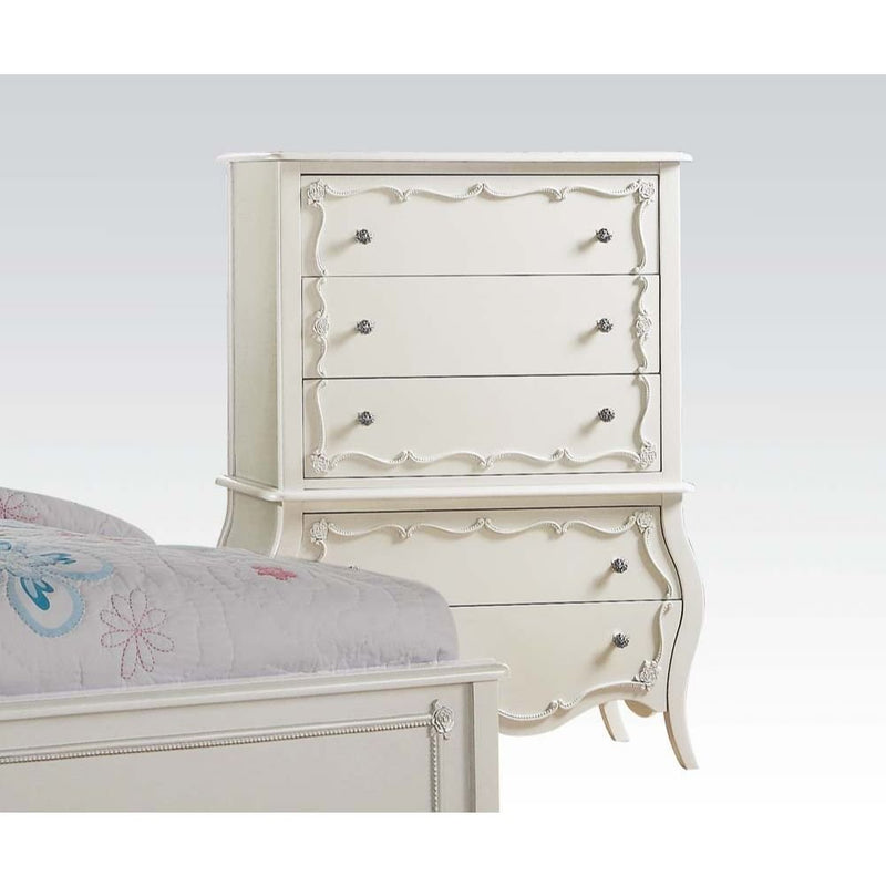 edalene-pearl-white-chest-1