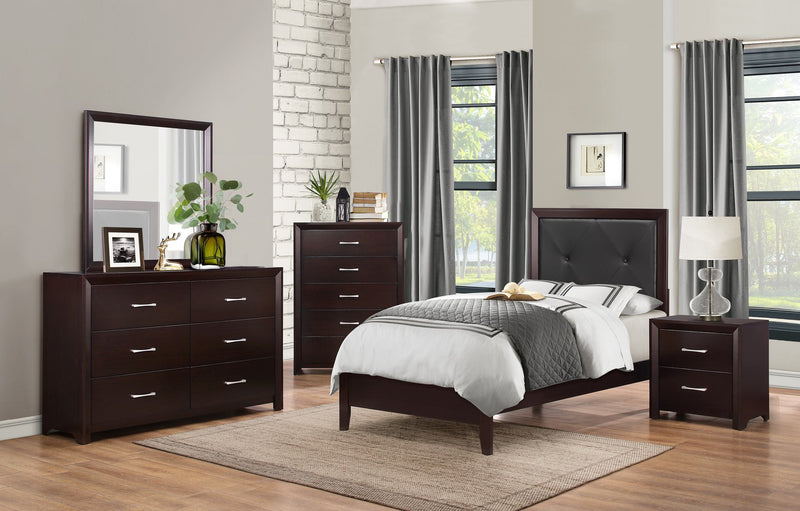 edina-chest-3