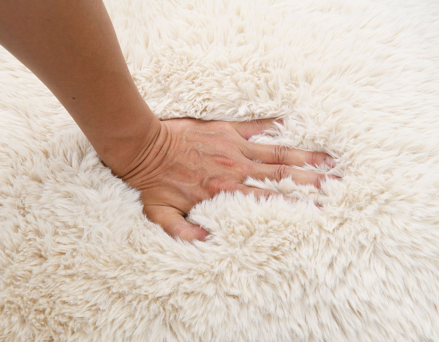 elardo-accent-chair-sand-3