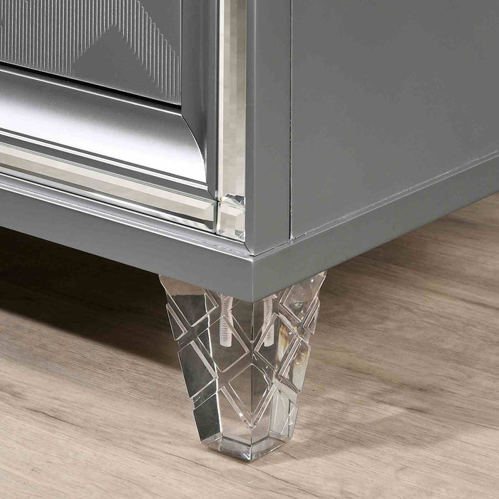 emmeline-nightstand-w-usb-silver-4