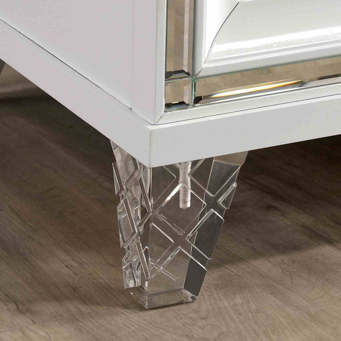 emmeline-nightstand-w-usb-white-5