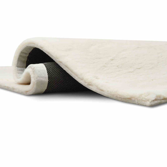 famalica-5-x-7-area-rug-3