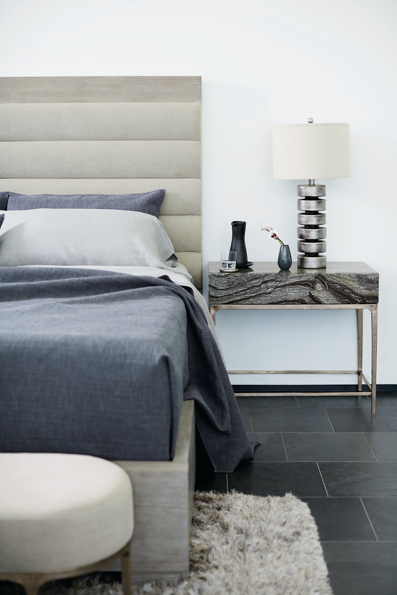 Linea Panel Bed