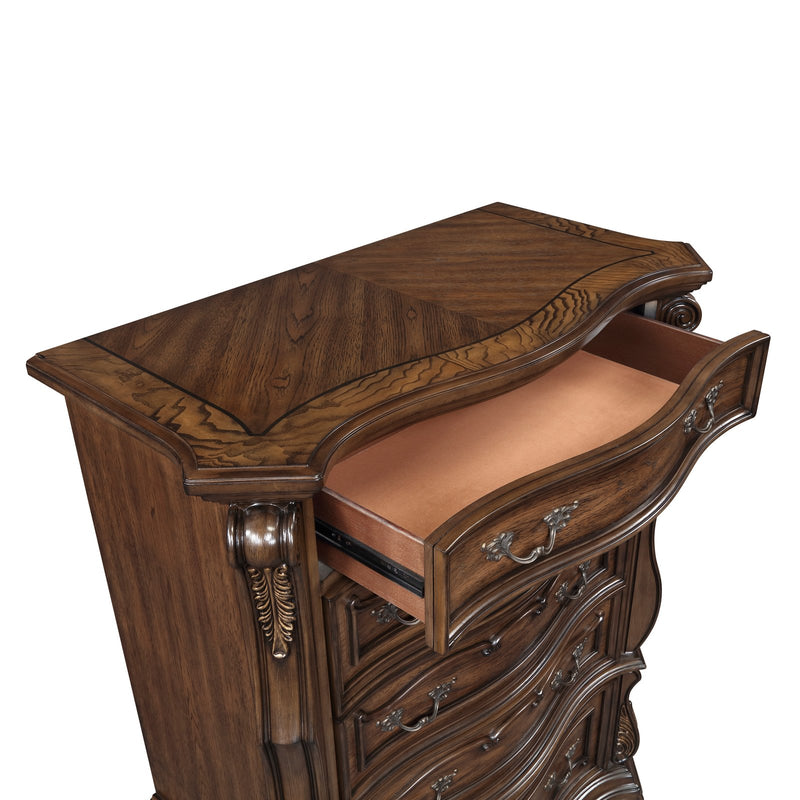 gilmartin-chest-2