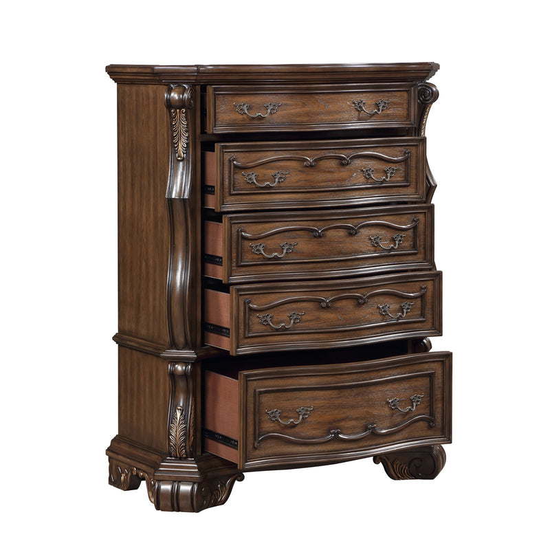 gilmartin-chest-6
