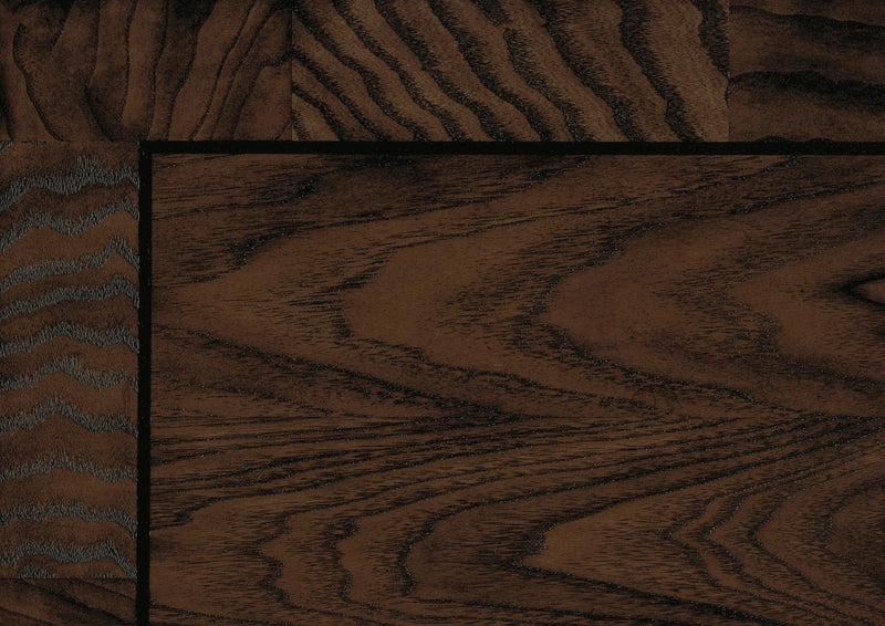 gilmartin-dark-brown-3-queen-bed-8