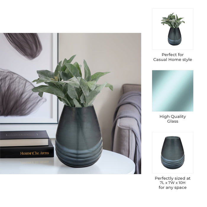 glass-10-etched-vase-blue-10