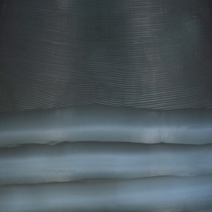 glass-10-etched-vase-blue-5