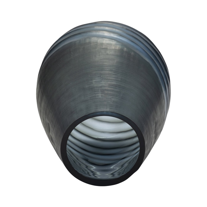 glass-10-etched-vase-blue-6