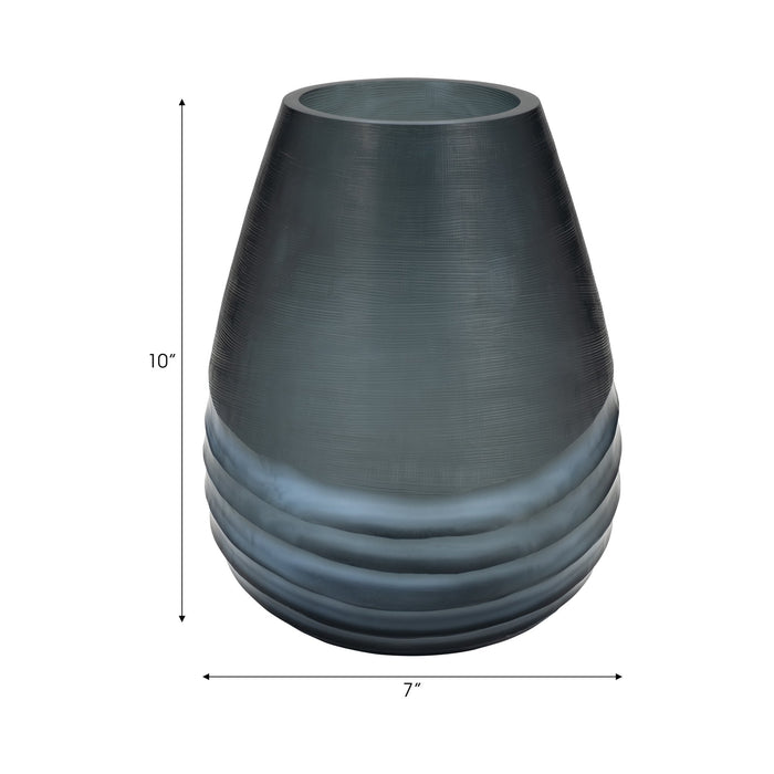 glass-10-etched-vase-blue-9