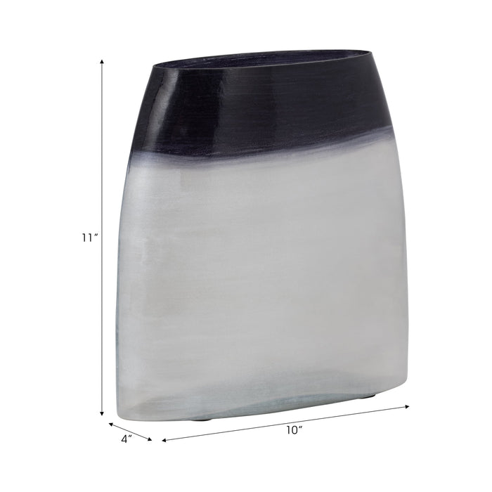 glass-11-ombre-vase-blue-9