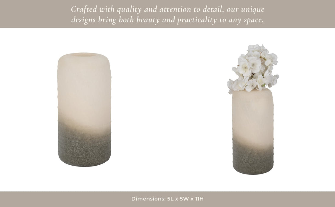 glass-11-textured-2-tone-vase-10