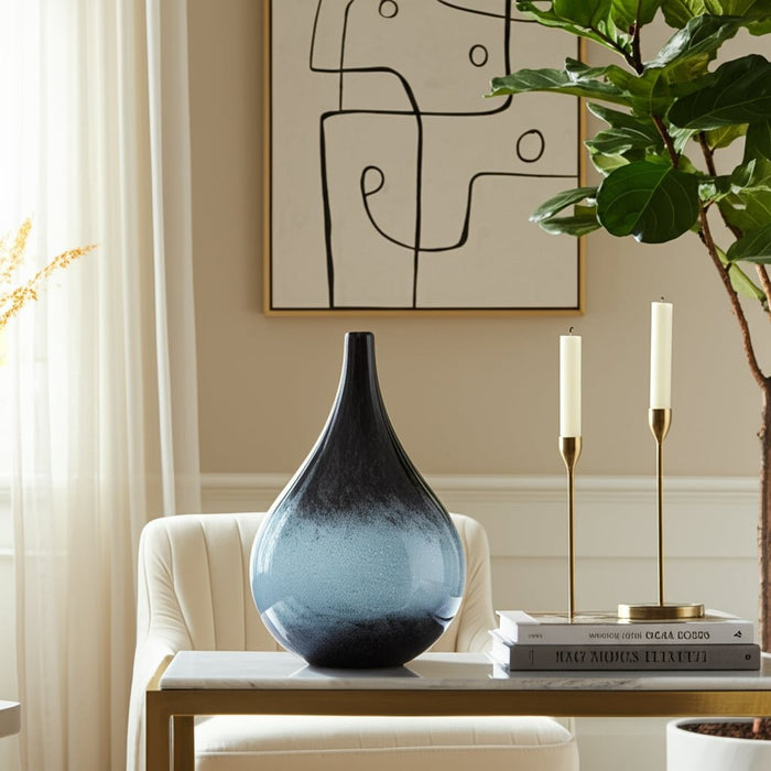 glass-12-vase-blue-ombre-10