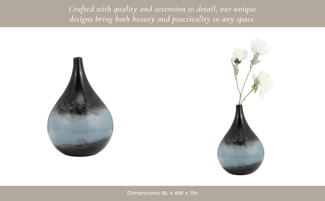 glass-12-vase-blue-ombre-12