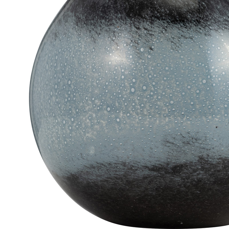 glass-12-vase-blue-ombre-4