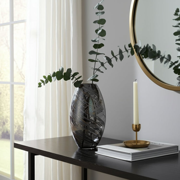 glass-13-h-swirl-vase-black-12