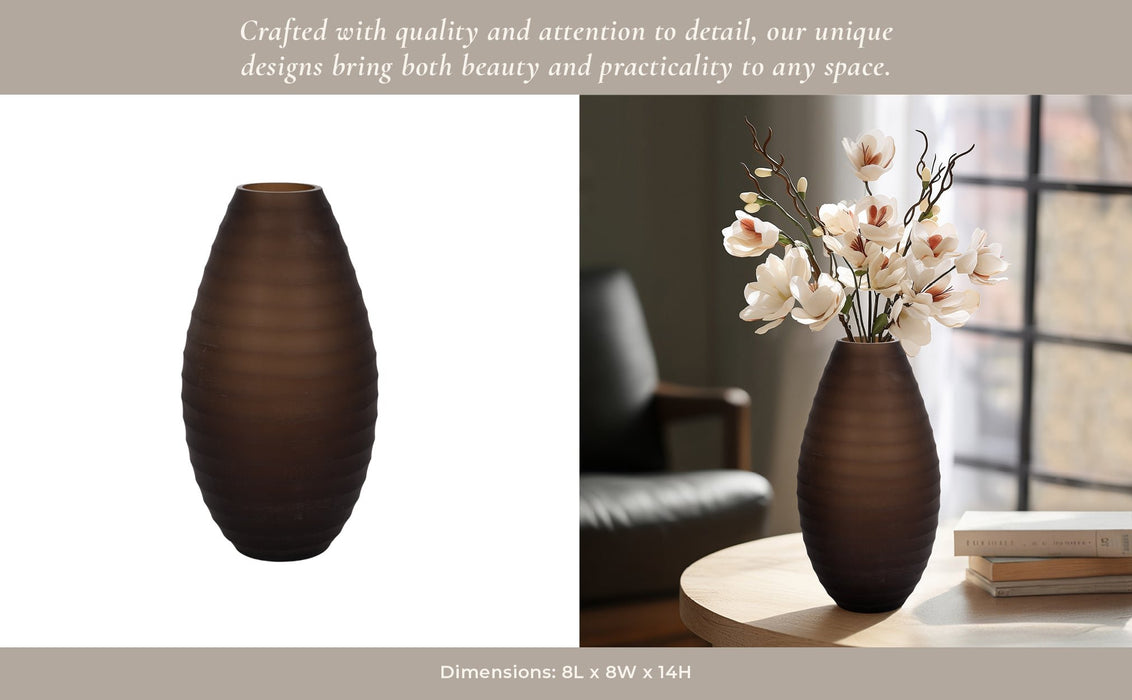 glass-13-ridged-urn-vase-champagne-11