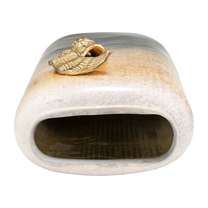 glass-13-vase-w-wing-handle-champagne-blk-6