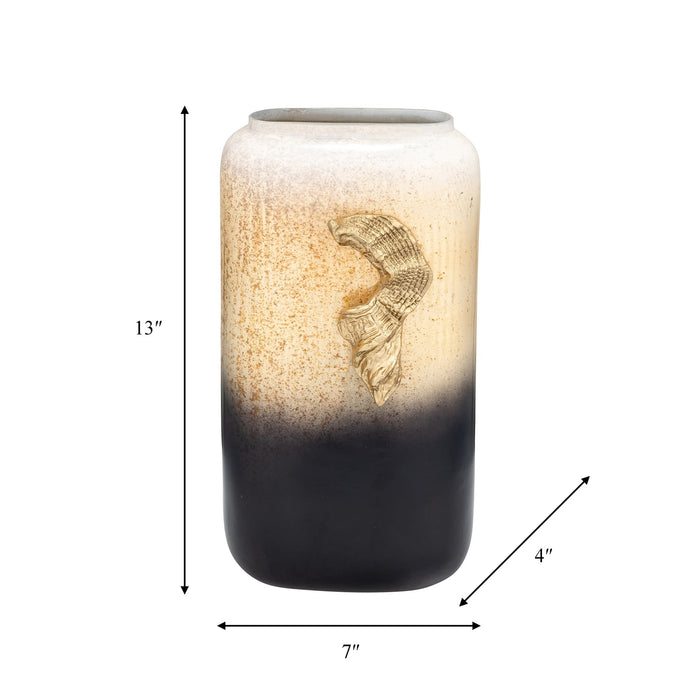 glass-13-vase-w-wing-handle-champagne-blk-9