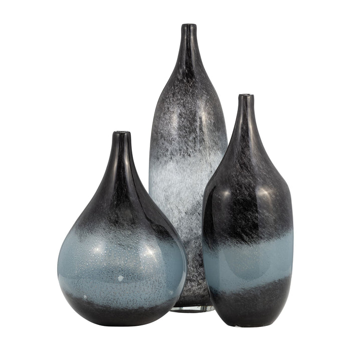 glass-14-vase-blue-ombre-6