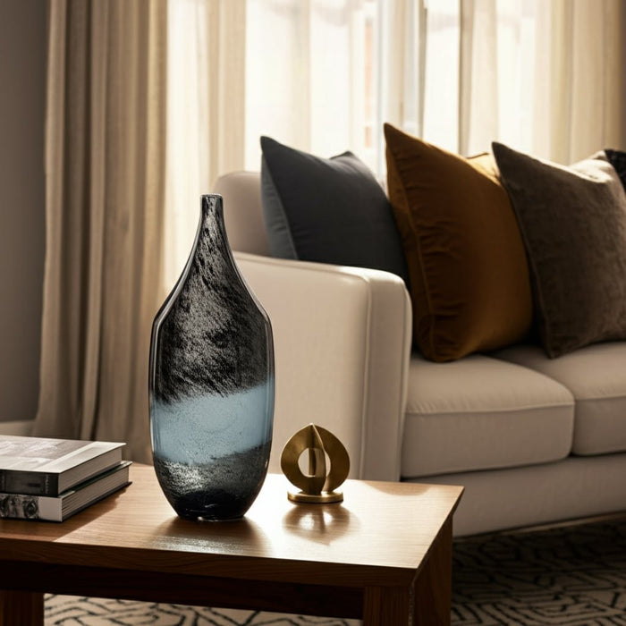 glass-14-vase-blue-ombre-9