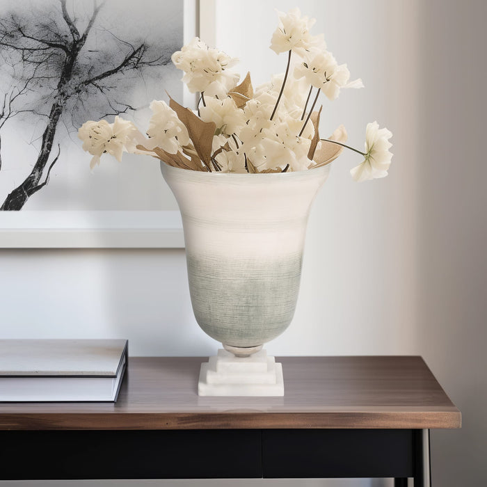 glass-14-vase-on-marble-base-sage-ivory-kd-11