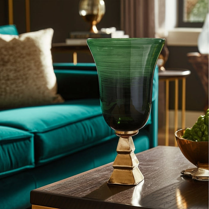 glass-15-5th-ave-vase-on-stand-green-gold-12