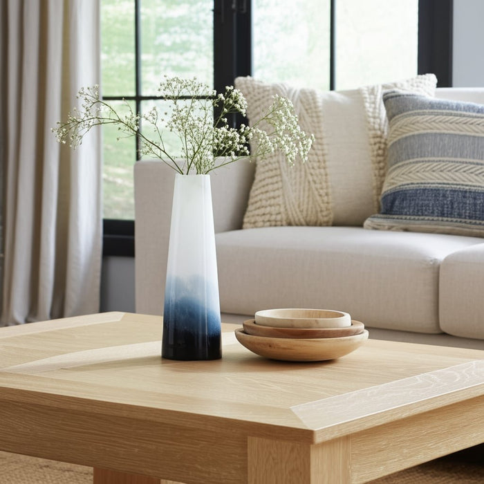 glass-15-blue-waters-vase-blue-white-12