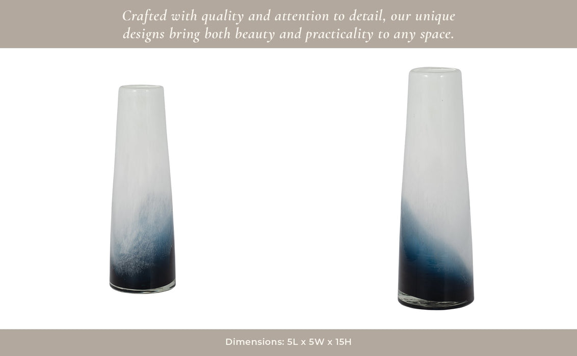 glass-15-blue-waters-vase-blue-white-14