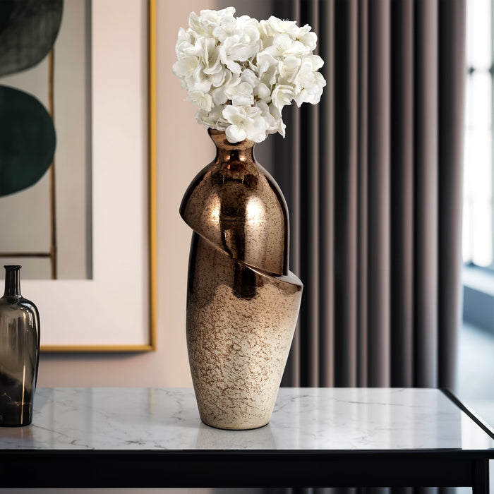 glass-16-abstract-vase-bronze-11