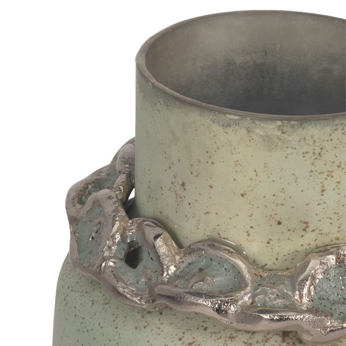 glass-17-h-vase-w-bracelet-nickle-w-aloe-4